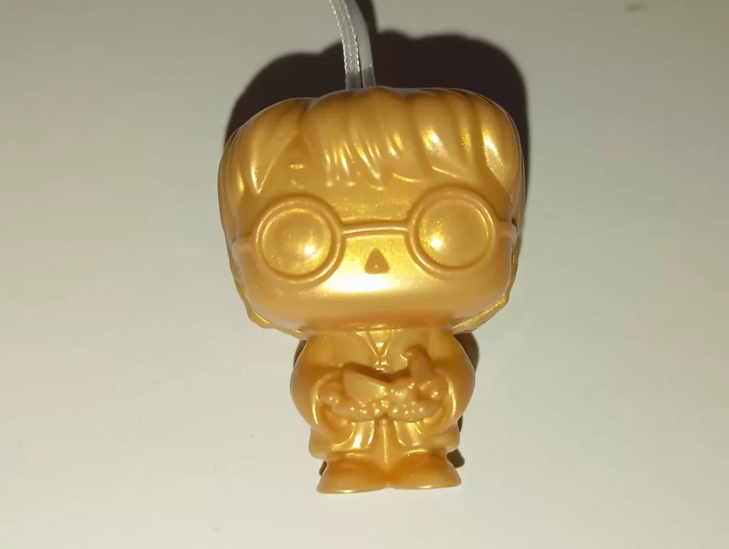 Funko Pop Golden Harry Potter Quidditch Kinder Joy VT401 'K' Ultra Rare